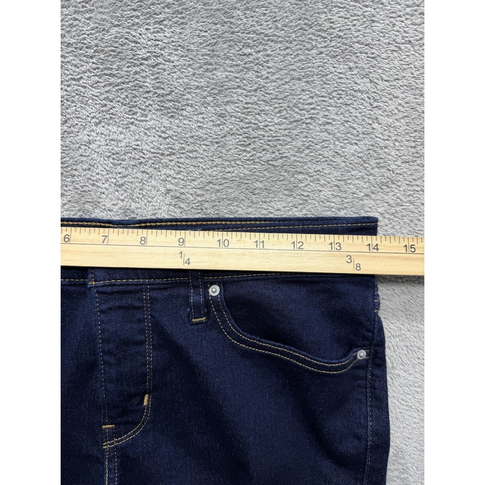 Levi's 314 Jeans Womens 27 Dark Wash Shaping Straight Measured 28x31 - Picture 5 of 9